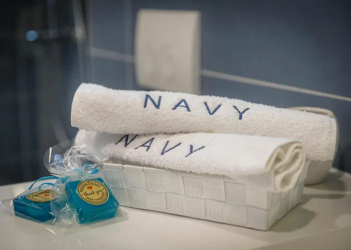 Olivia & Navy, Apartment Šilo