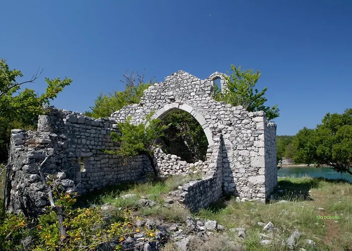 Olivia & Navy, Apartment *